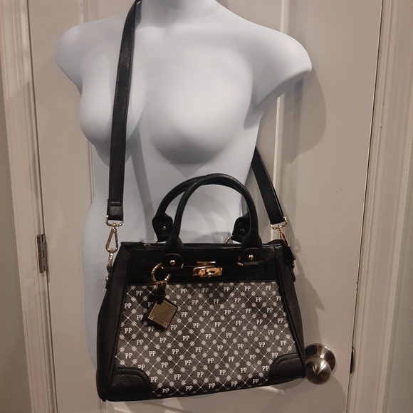 FINAL PRICE $10  DANBURY MINT Monogram "Patti" bag. - Picture 7 of 12